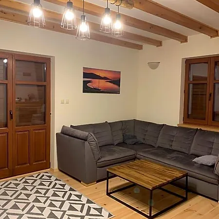 Orman Evi Klimkowskie Zacisze - Caloroczny